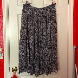 Dark Navy and White Patterned skirt